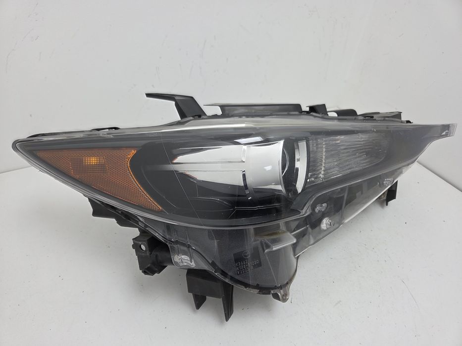 Фара права Mazda CX-5 2017-2021 USA