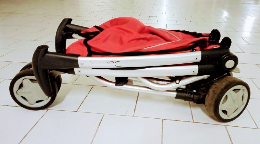 Carrinho bebé Quinny Zapp