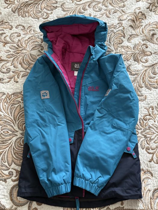 Куртка лижна фірми Jack Wolfskin
