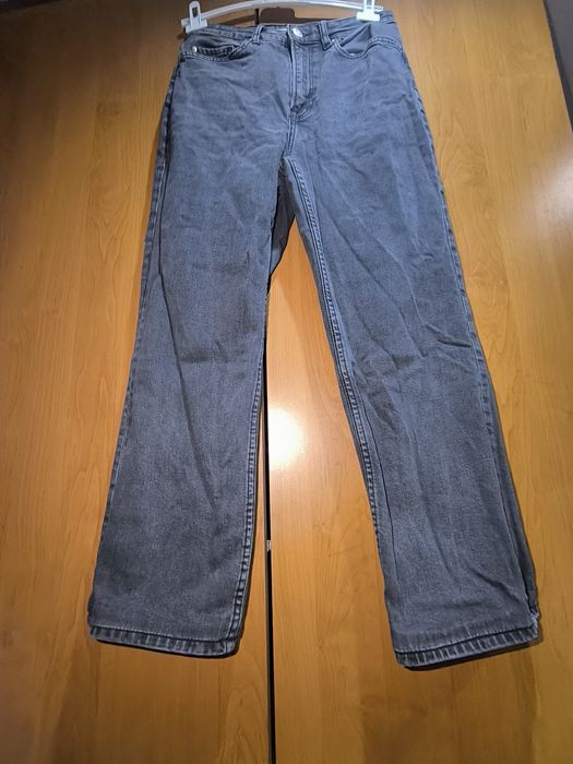 Spodnie jeansowe czarne jeansy super fason straight