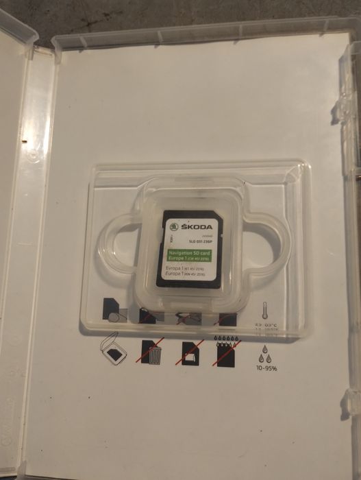 Radio nawigacja czytnik karta skoda octavia III 5q0.035.874b
