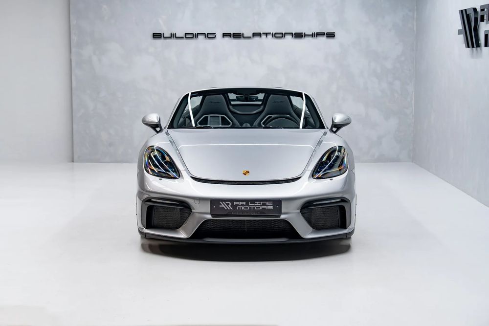 Porsche 718 Spyder Standard
