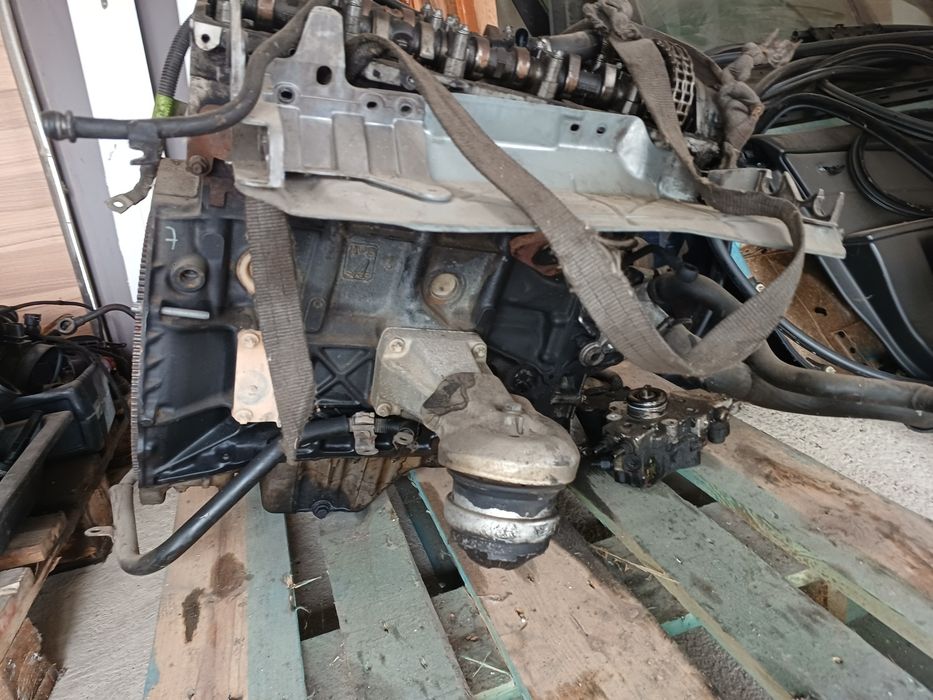 Motor Mercedes E220cdi ano 2003 avariado