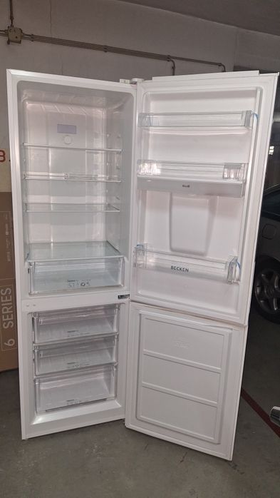 Frigorifico Combinado BECKEN praticamente novo