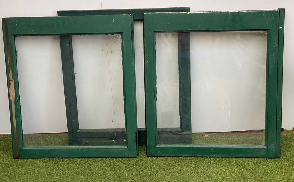 Janelas antigas aptas a serem usadas