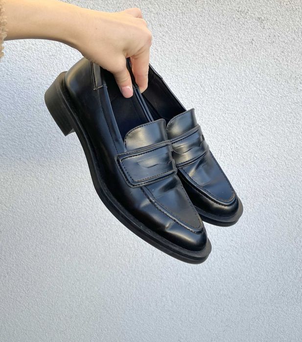 Czarne mokasyny Stradivarius 37 eleganckie klasyczne oldmoney