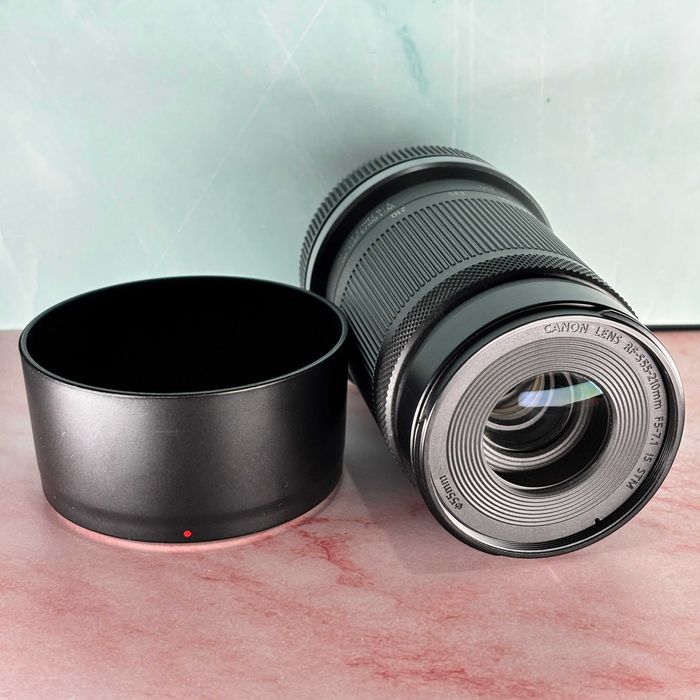 Objetiva Canon RF-S 55-210mm f/5-7.1 IS STM - Como Nova