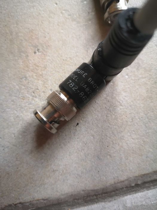 Wzmacniacz do mikrofonu Shure AU830A antena wtyczki