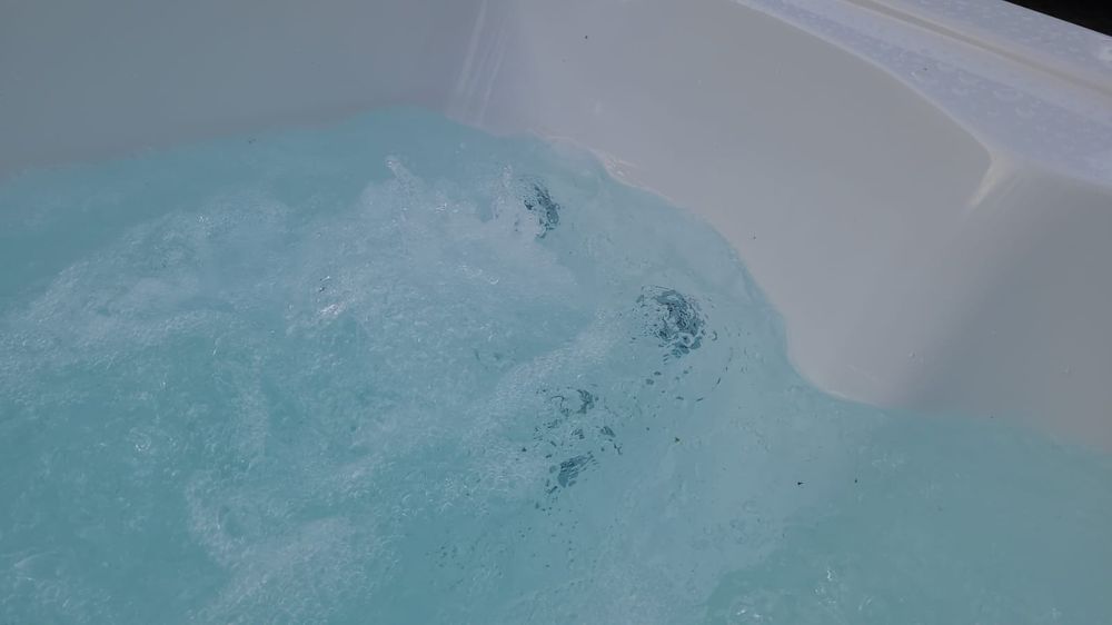 NOWOŚĆ Jacuzzi 3 osobowe 153 x 213 x 85cm Hydromasaż balia całoroczna