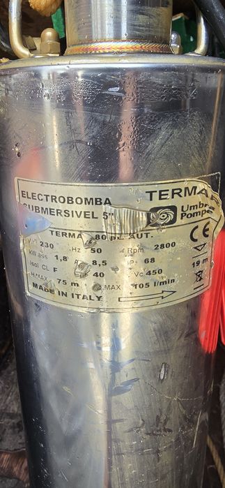 Bomba submersível monofasica