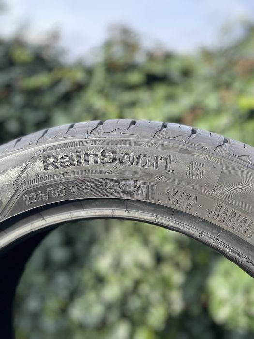 225/50 R17 Uniroyal RainSport 5