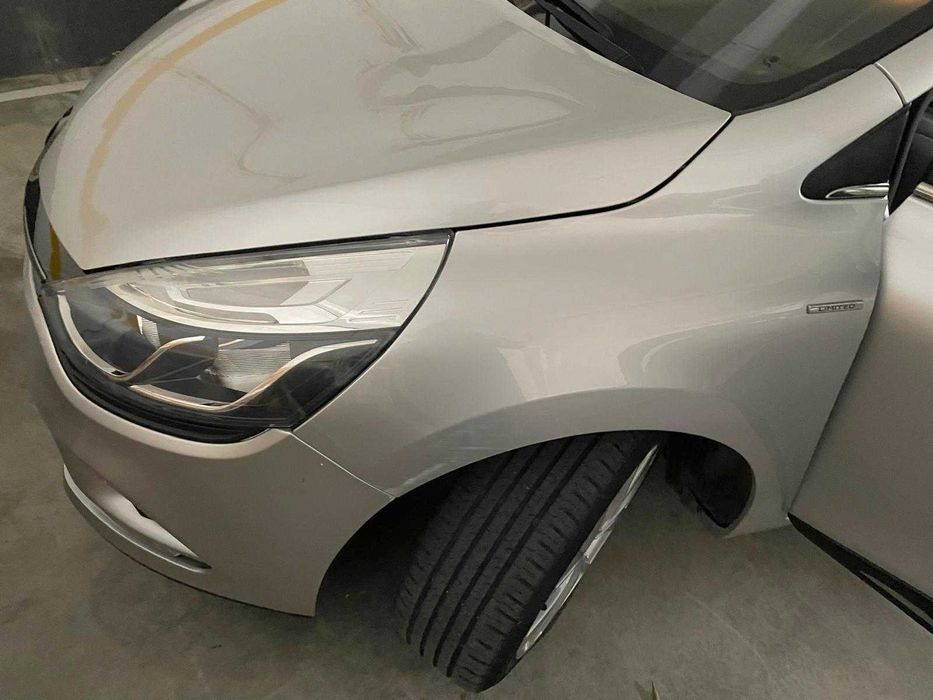 Renault Clio Limited Apenas 50.000km em Garagem