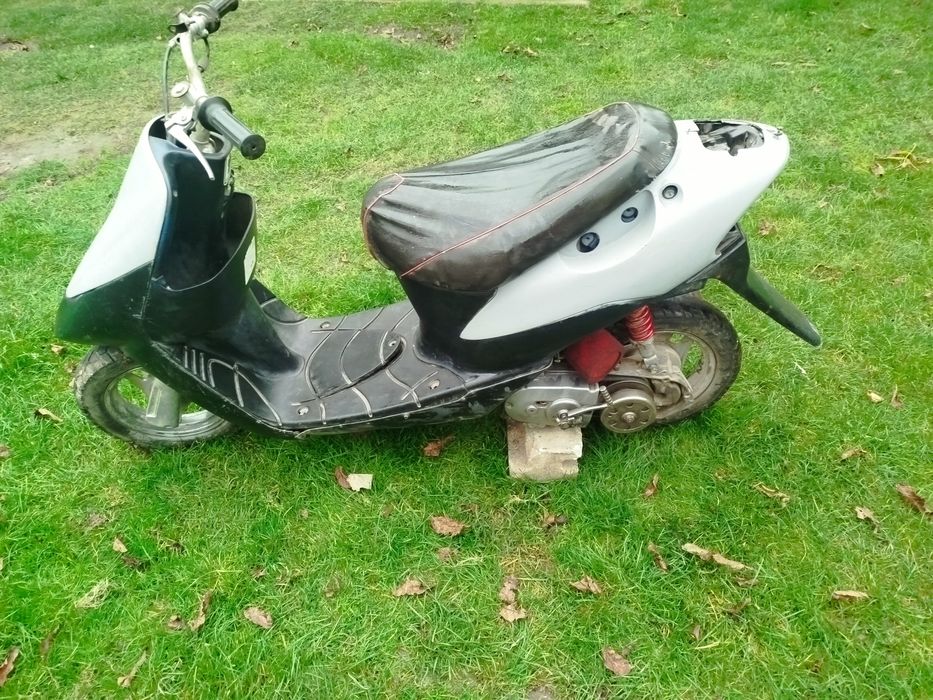 Сузукі летс 2 в хорошому стані ХТО КУПИТЬ ПОДАРЮ ШОКОЛАДКУ