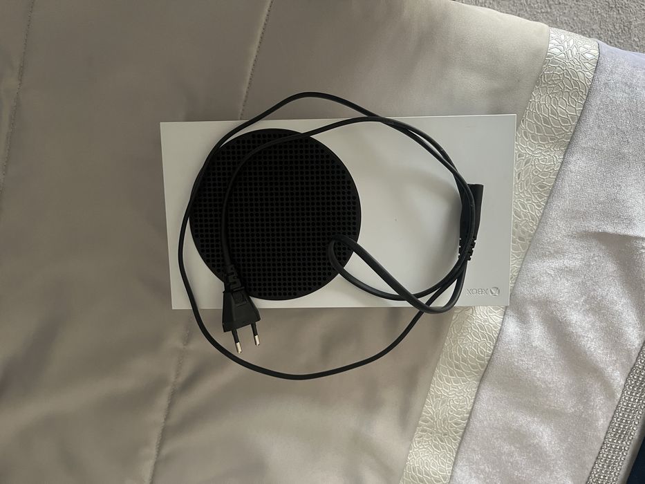 Xbox serie S com comando nova