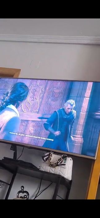 Vende se TV 55 Polegadas em funcionamento , não é Smart..