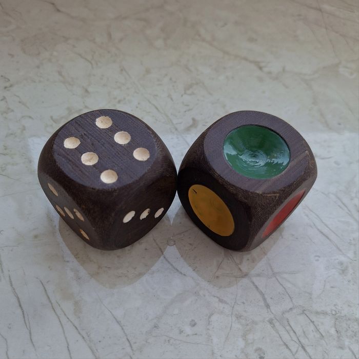 Игральные кубики, эбонит,  2 шт., 3,5 см. Гральні кубики.