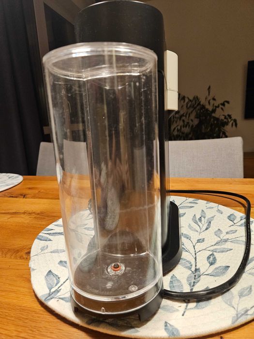 Ekspres De Longhi Nespresso Vertuo Next