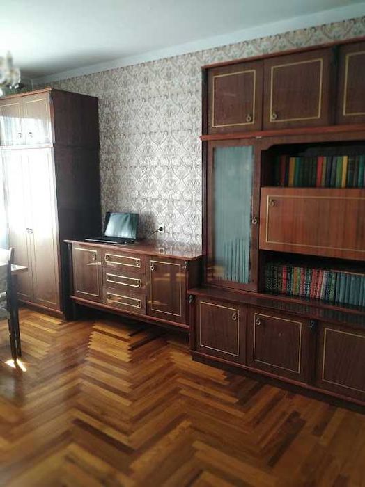 Продається 4-х  кімн.квартира в Олександрівському районі по вул.Запорізькій
