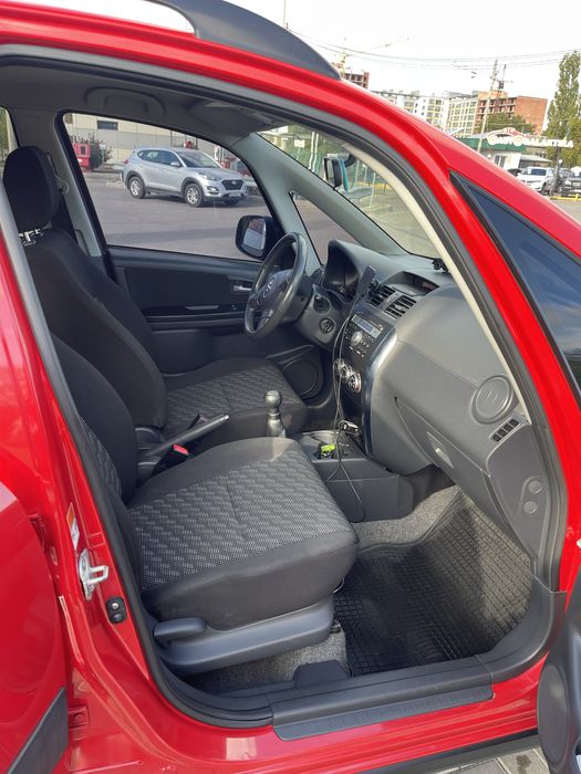 Продам Suzuki SX4
