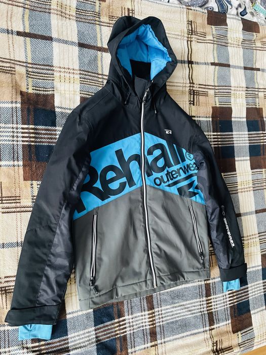 Продам НОВУЮ термокурточку 152 см