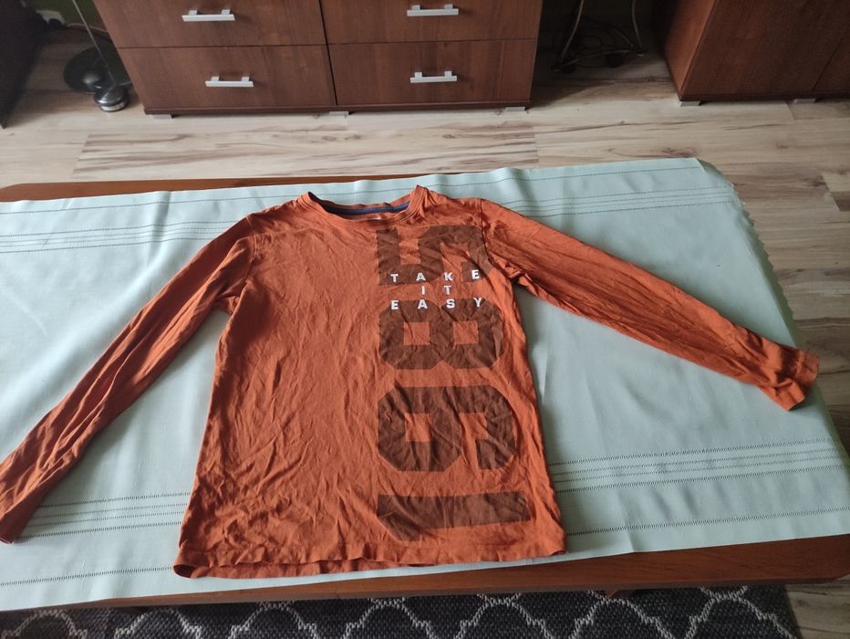 Bluzki z krótkim rękawem  4 szt + gratis