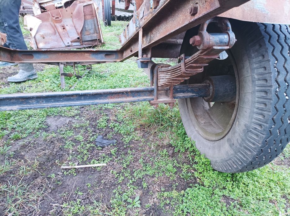 Причеп одноосний шасі