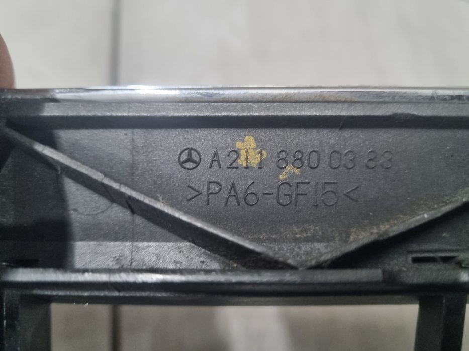 Atrapa grill awangardę mercedes w211 sedan kombi