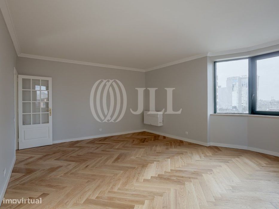 Apartamento T2 condomínio Diana Park Amoreiras, Lisboa.
