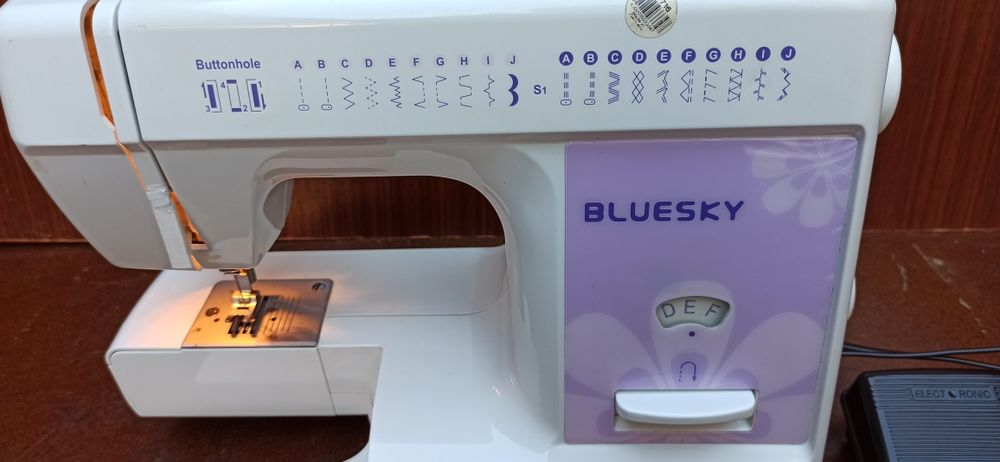 Швейная машинка Bluesky BSEW 8360 85 watt