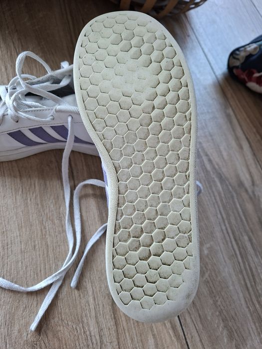 Adidasy dziewczęce 37