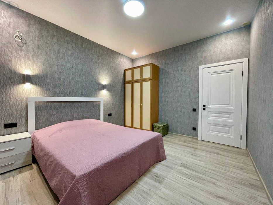 2-комнатаня квартира с ремонтом на Таирово