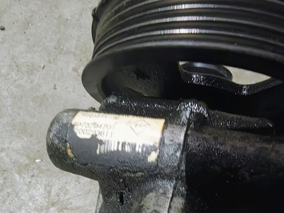 Renault Espace IV 3.0 dCi pompa wspomagania 8200.223.611 i inne