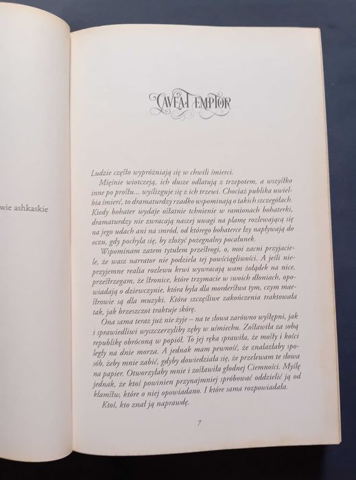 Jay Kristoff. Nibynoc. Księga pierwsza. MAG, 2017 r. Wydanie I.