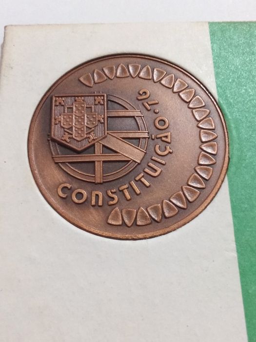 Filo-Medalhística - Constituição de 1975