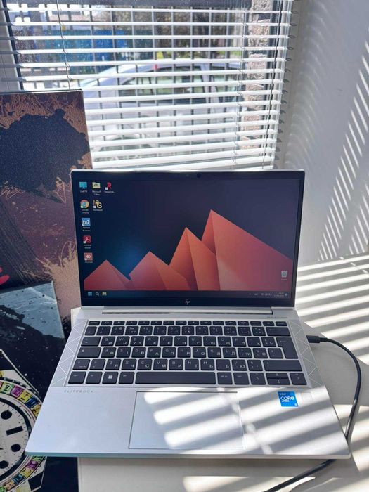 Гарний стан/EliteBook 830 G8/ультрабук/13.3"/офісу навчання