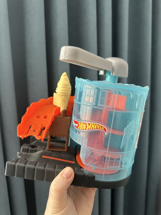 Ігровий набір Трек HotWheels