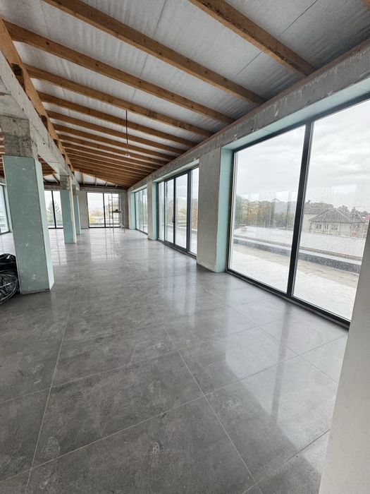 Оренда тераси Пустомити Грушевського 6 (площа 380 м2)