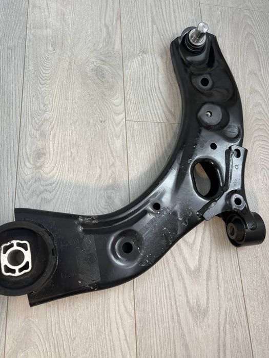 Рычаг Mazda cx-50 cx50 новый левый
