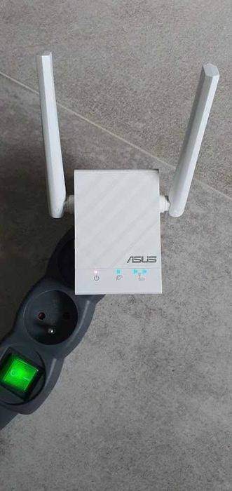 Wzmacniacz sygnału ASUS RP-AC51