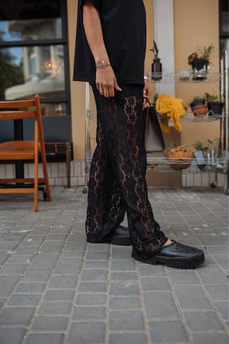 Мереживні штани з шортами