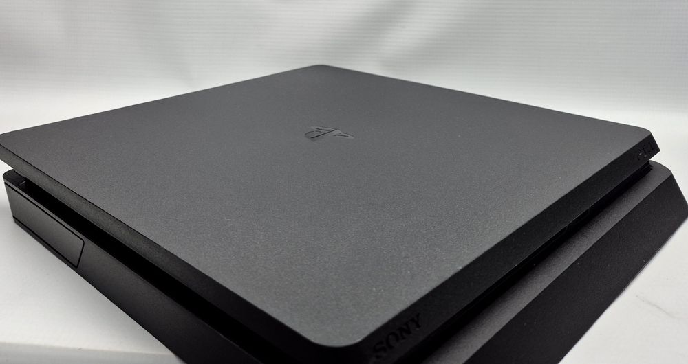 Konsola SONY PS4 1 TB + 1 pad, Komis Jasło Czackiego