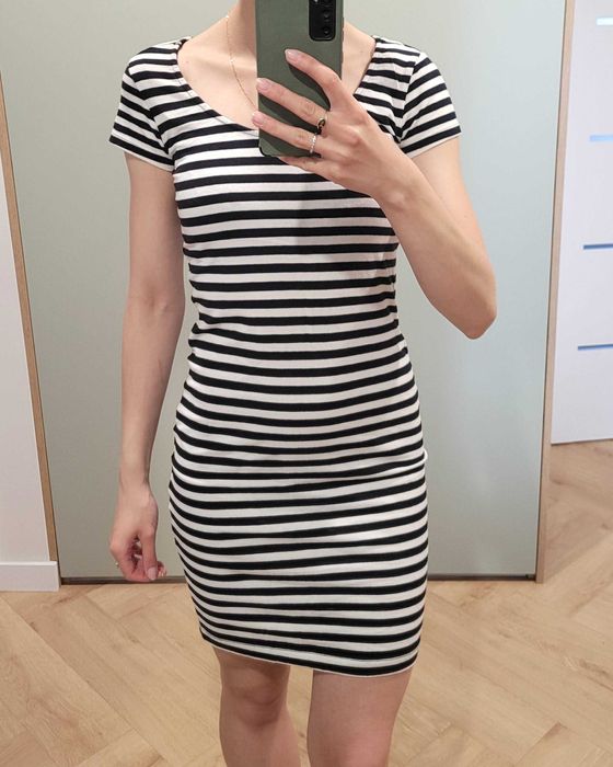 Sukienka Reserved, rozmiar S