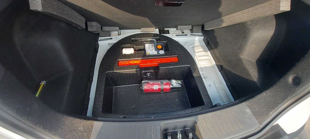 Продам машину JAC iEVS4 2019