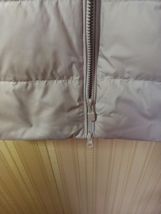 Куртка невагома 54 розмір весна , осінь