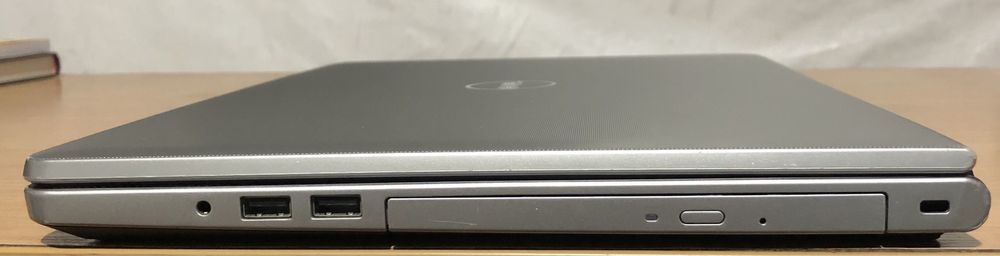 Dell Inspiron 5559, IPS, i7 6500u, 16gb, Radeon R5 M335, нова батарея