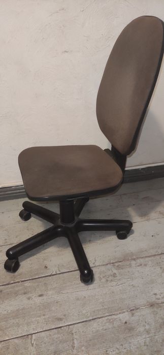 Krzesło biurowe.