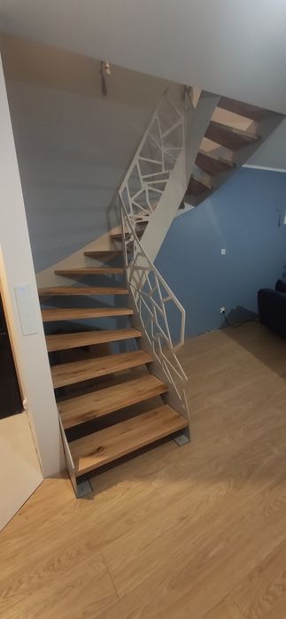 Schody metalowe konstrukcje stalowe zadaszenia wiaty balustrady bramy