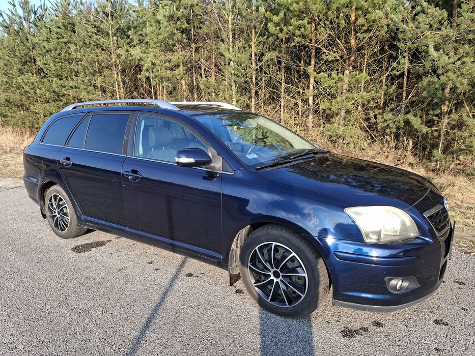 Toyota Avensis T25 2.0 diesel kombi