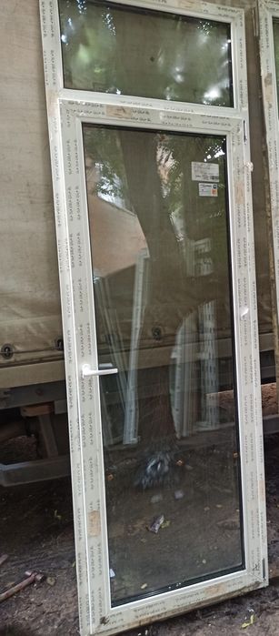 СКЛАД НЕ ДОРОГИХ ДВЕРЕЙ балконных. В наличии пятьдесят дверей