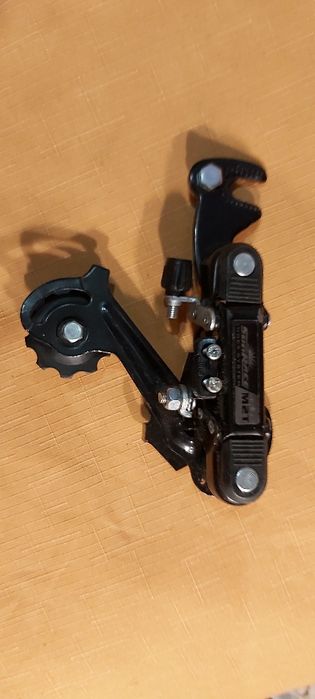 Przerzutka rowerowa tylna SunRace M2T plus 7 trybów